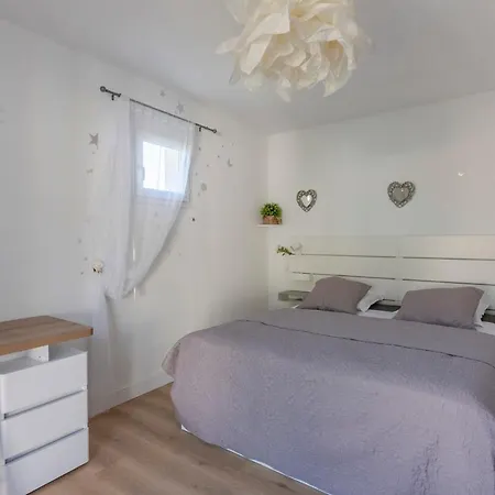 La Petite Poule Rousse - Maison Avec Piscine Nyaraló