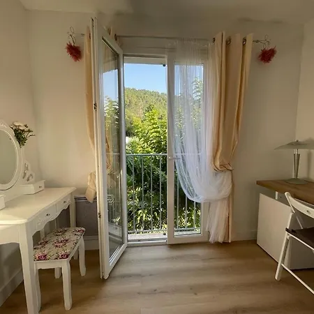 La Petite Poule Rousse - Maison Avec Piscine Nyaraló *